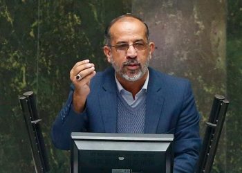 انتقاد میرمحمدی از کندی واکسیناسیون در کشور