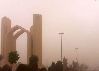 سرعت توفان در عقدای اردکان به ۸۳ کیلومتر بر ساعت رسید