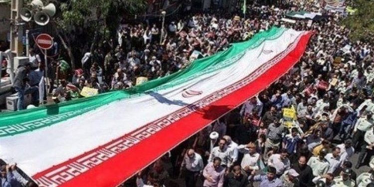 حضور مردم یزد در راهپیمایی روزجهانی قدس